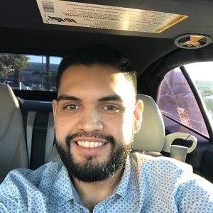 Meet your Posher, Aaron